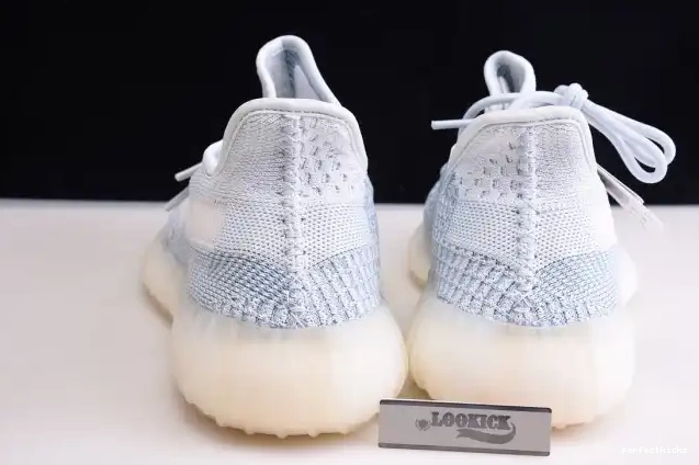 350 FW3043 White Adidas V2 Yeezy Boost Cloud 0607